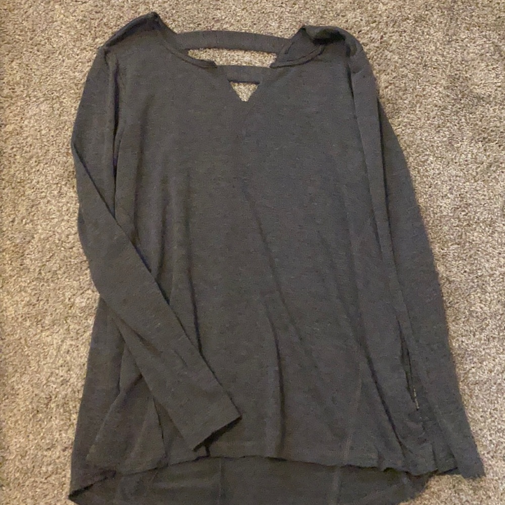 Soft gray top, Size small